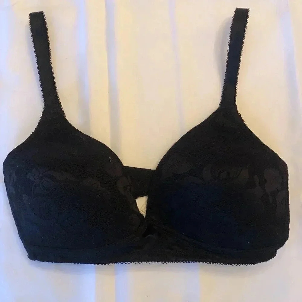 Wacoal Awareness Non-Wire Contour Bra Soft Cup Black 34A 856167 Size: 34D